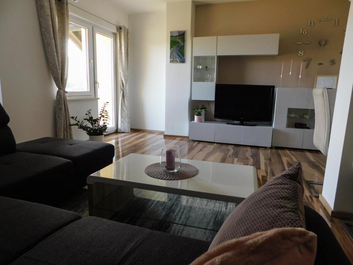 Apartman Lara Оточац Экстерьер фото